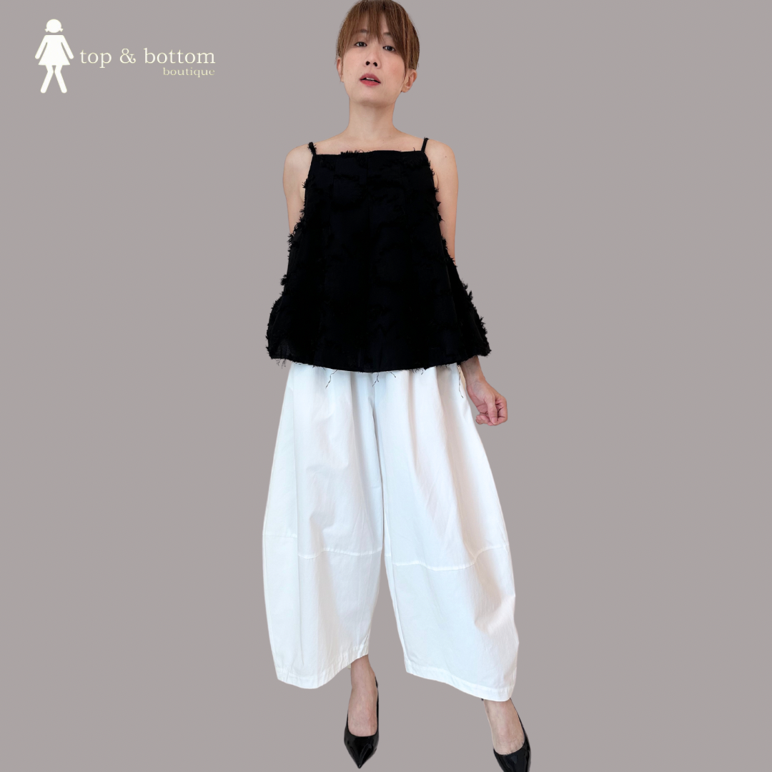 STRAP FURRY BLOUSE