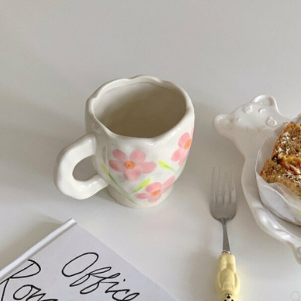 Popular hand-squeezed ceramic mug [little pink flowers]