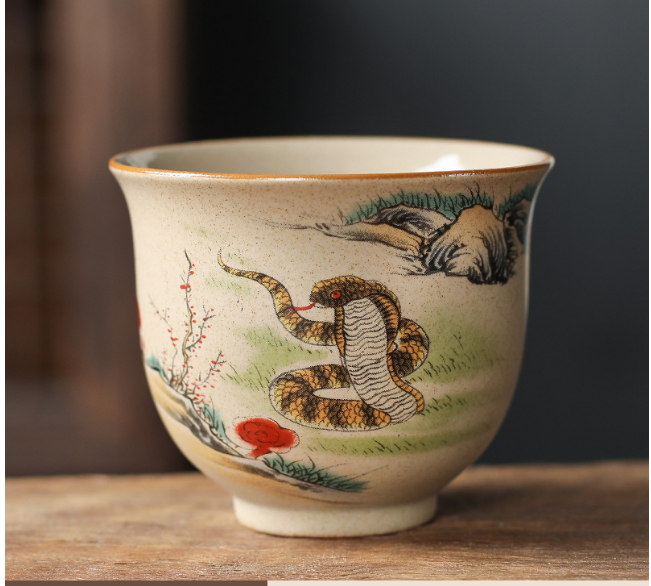 New retro-style Chinese Kung Fu tea cup (coarse ceramic zodiac sign reverse cup snake)