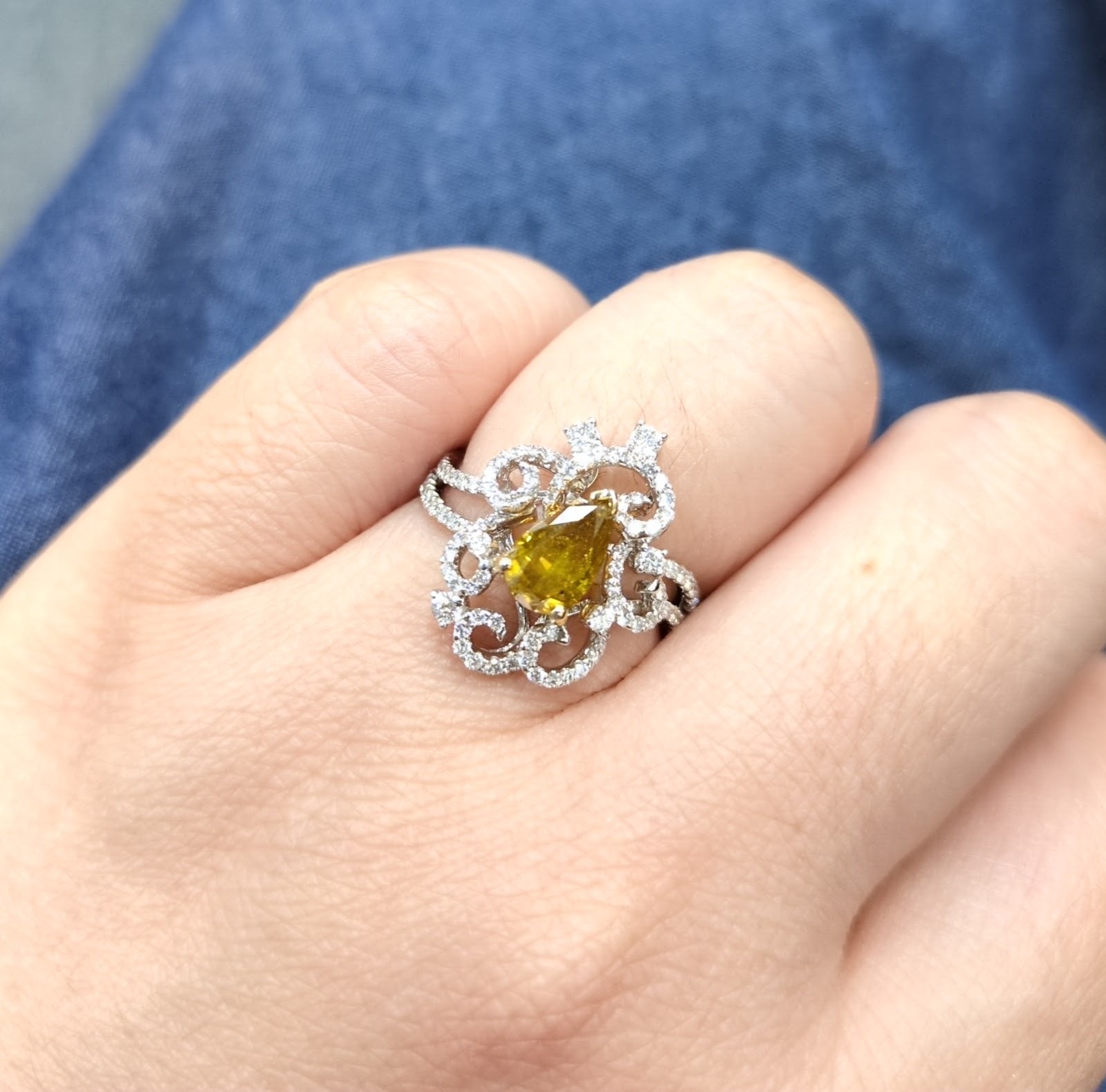 18K Gold 1.78ct Diamond Ring