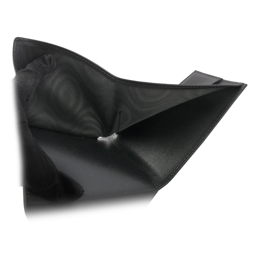 【MONT BLANC】Trio 軟皮系列小牛皮三折4卡薄款短夾(黑色) 198145