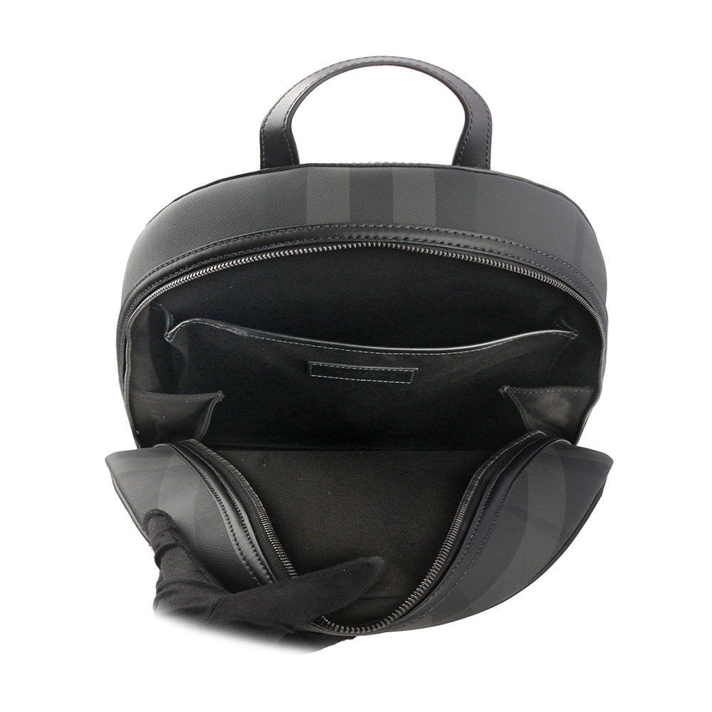 【BURBERRY】Rocco 格紋帆布及牛皮拉鍊口袋後背包(炭灰色) 8065630 A8800