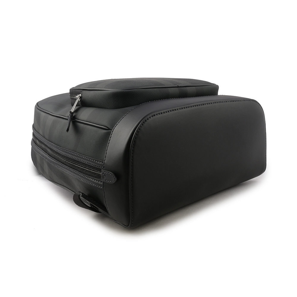 【BURBERRY】Rocco 格紋帆布及牛皮拉鍊口袋後背包(炭灰色) 8065630 A8800