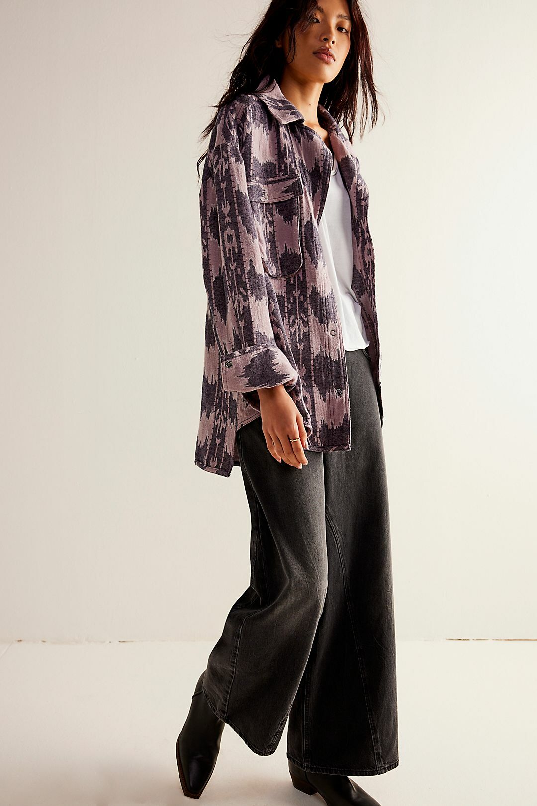 Izzie Cargo Jacquard 紫色圖騰夾克