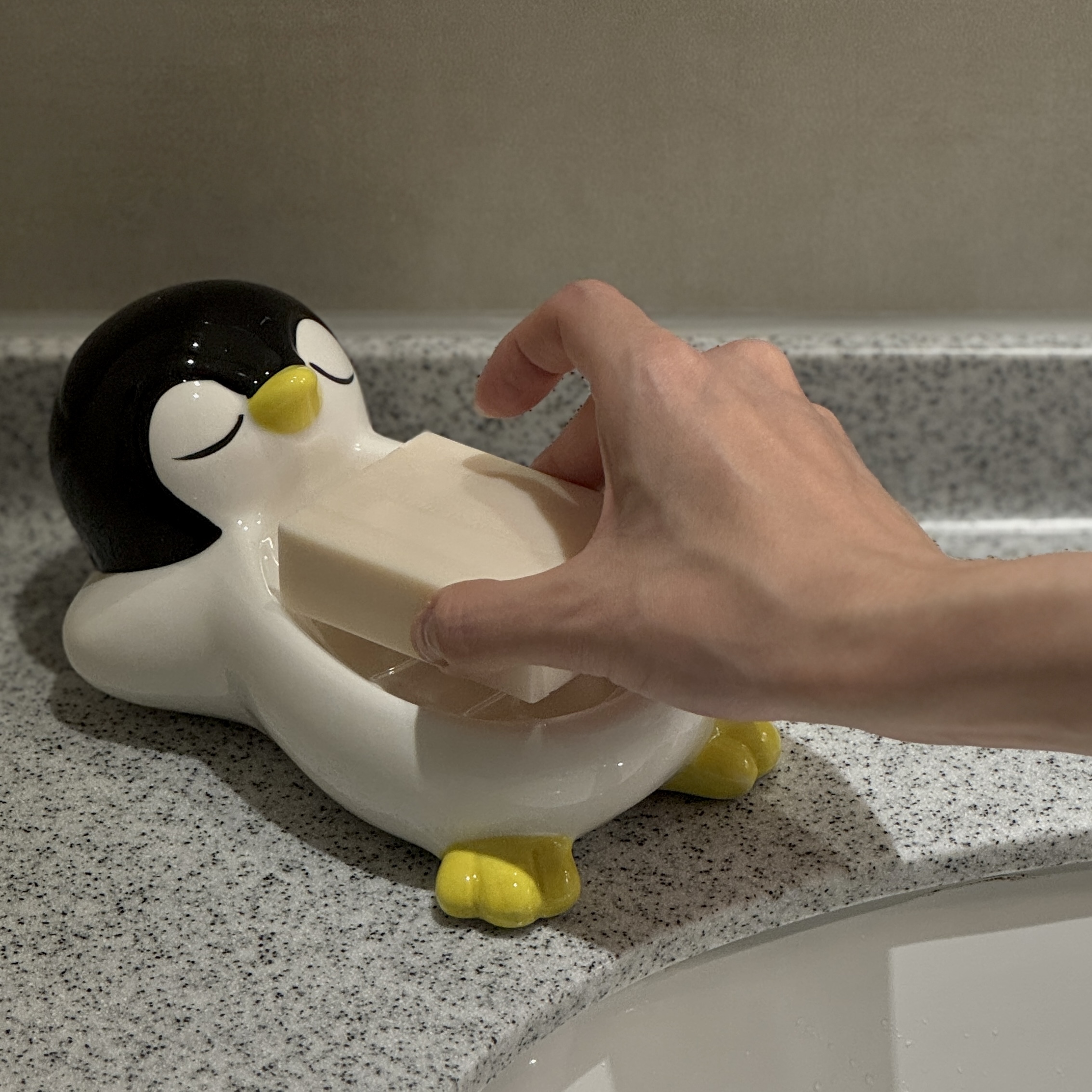 企鵝躺躺肥皂盤