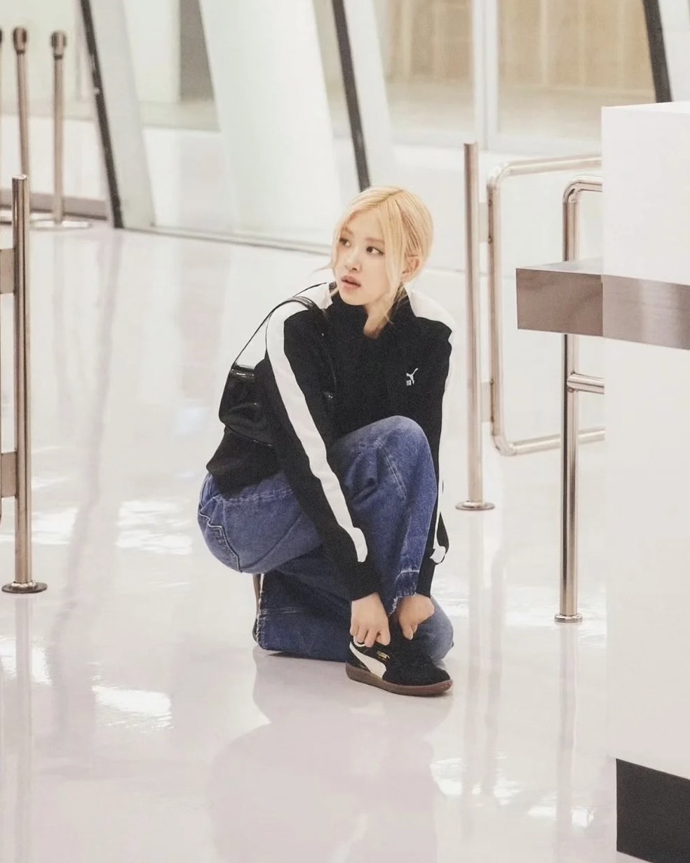 <Rose同款🌹>Puma 流行系列 女 黑色 休閒 日常 立領 拉鍊 外套 朴彩英