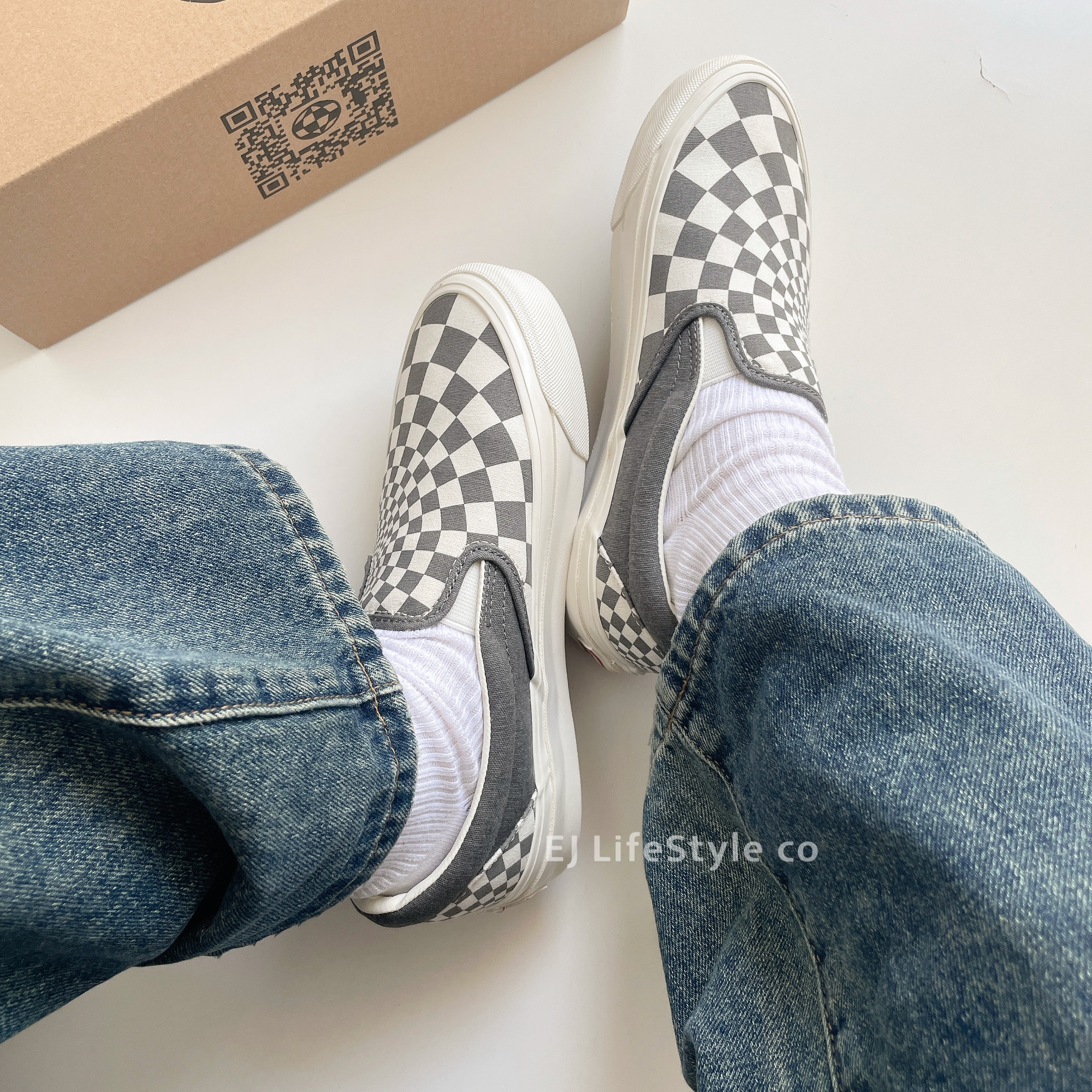 VANS  灰色 白色 灰白色 棋盤格 格子 懶人鞋 VN000CWAGX8 男女鞋 / 調貨