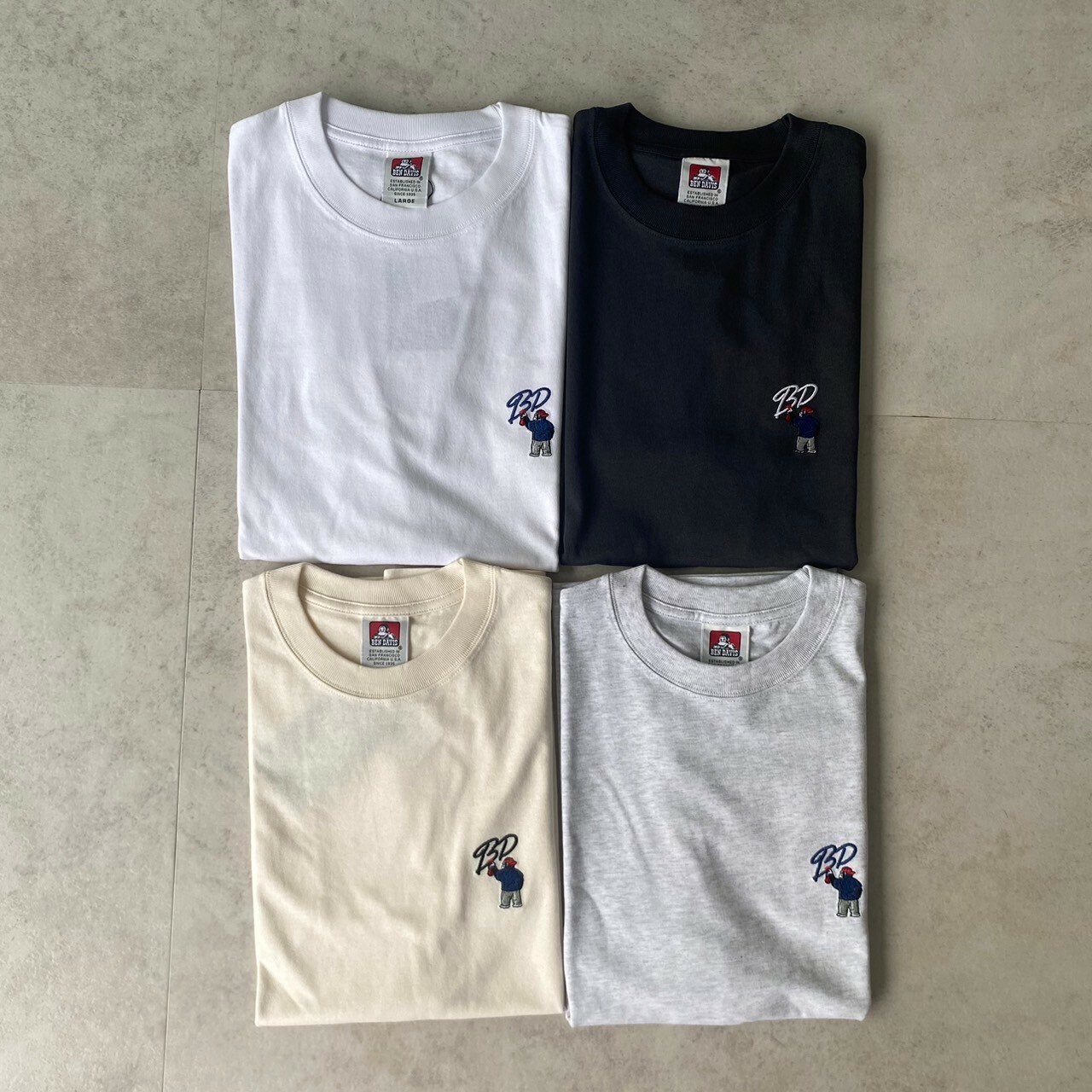 Ben Davis 胸口塗鴉噴漆刺繡短Tee C-24580053