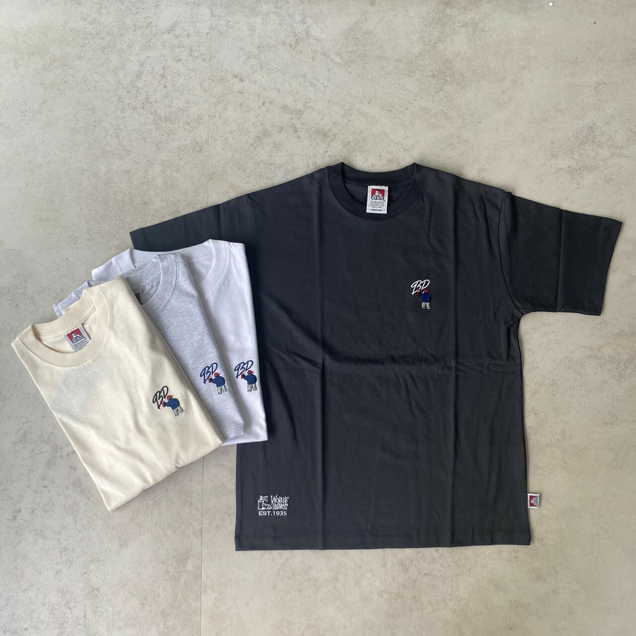 Ben Davis 胸口塗鴉噴漆刺繡短Tee C-24580053