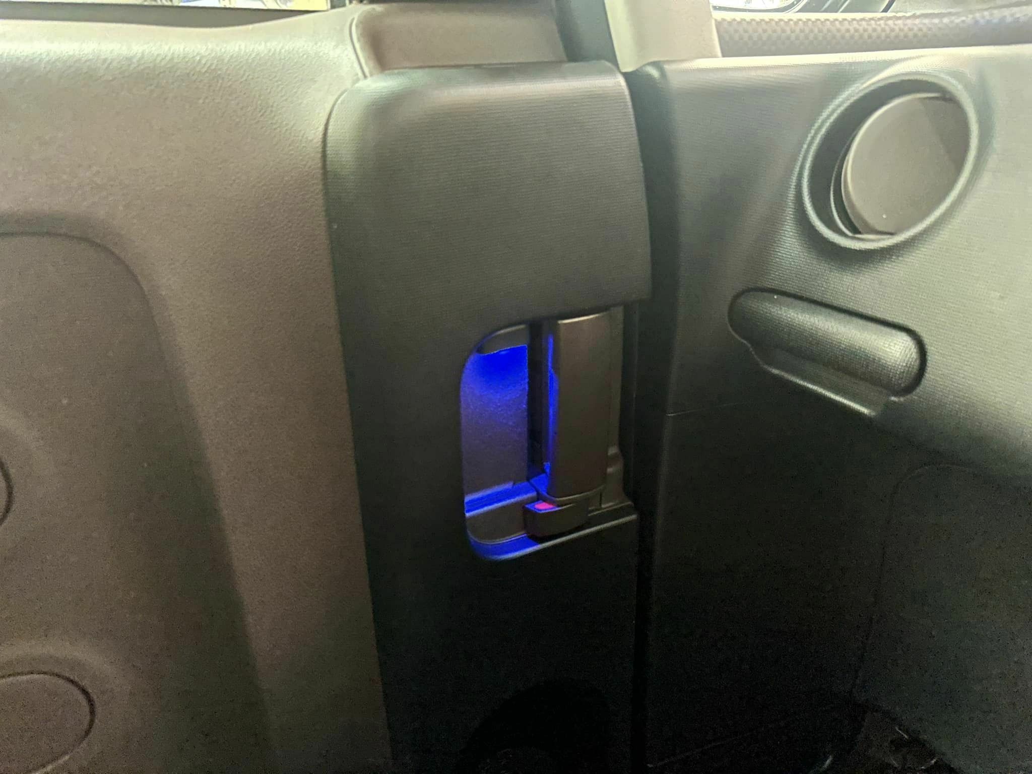 內門碗藍色氣氛燈