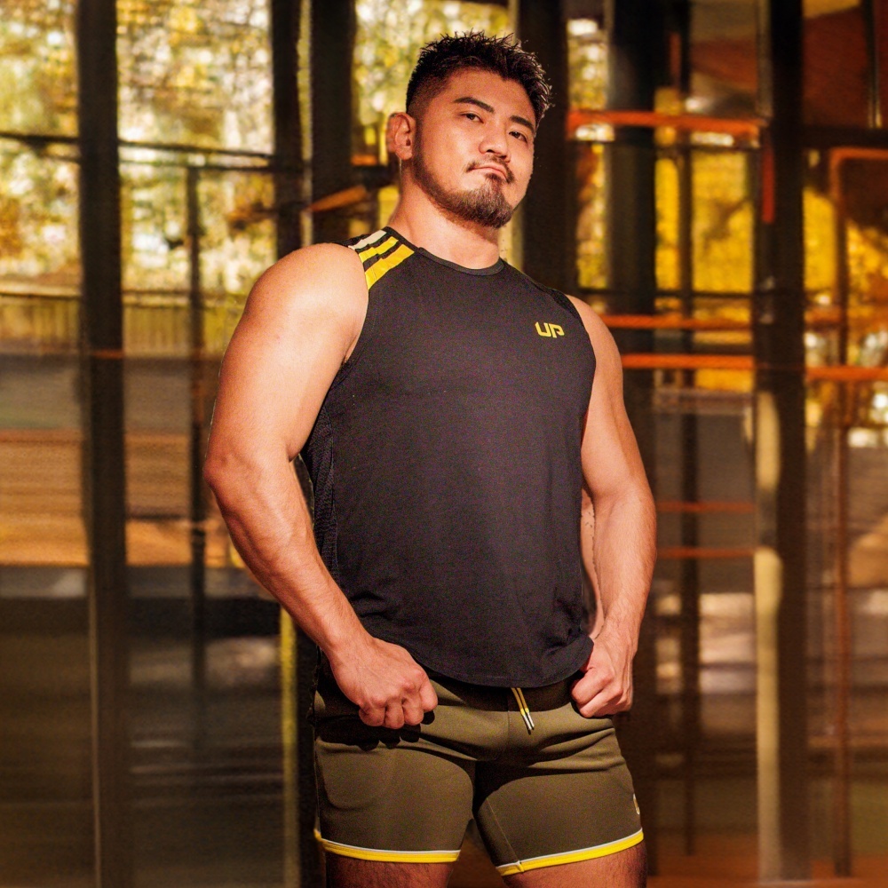 Stripe UP 寬肩運動背心 極緻黑