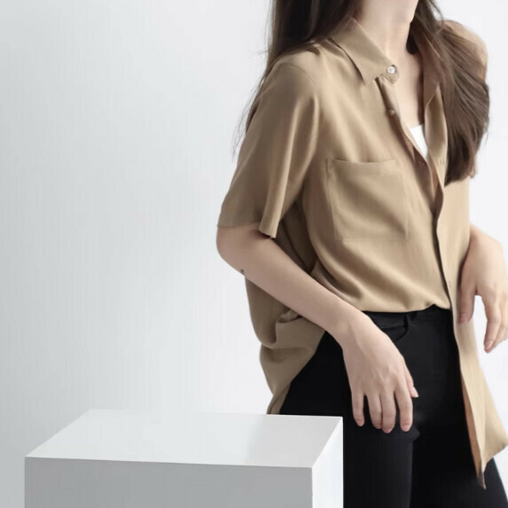 Simple short-sleeved shirt women's summer (khaki [size S_M] (contact customer service to confirm the shipping size after placing an order)】