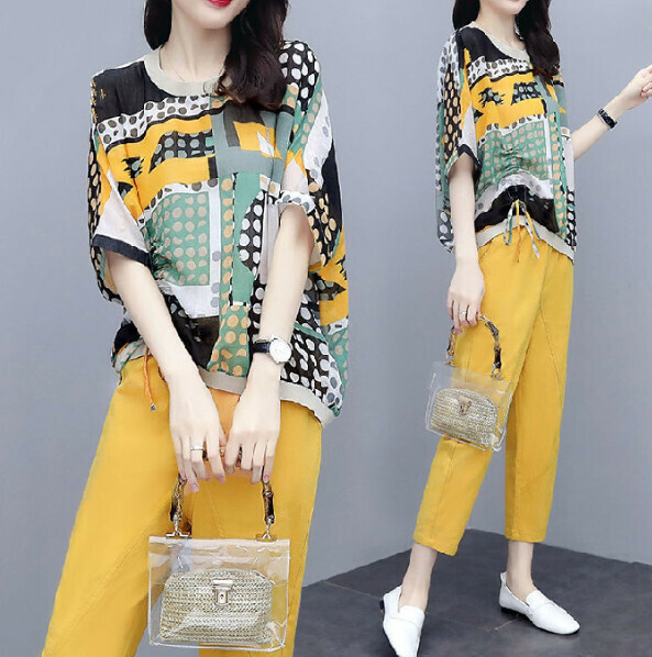 Fashion Printed Short Sleeve Two-Piece Set [Yellow Clothes and Yellow Pants] (Size: M-4XL) (Contact customer service to confirm the shipping size after placing an order)】