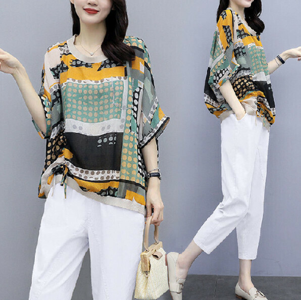 Fashion printed short-sleeved two-piece set [yellow clothes and white pants] (size: M-4XL) (contact customer service to confirm the shipping size after placing an order)]