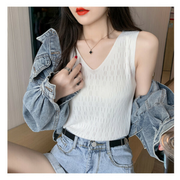 V-Neck Ice Silk Knit Camisole (White) (One Size, 85-130 lbs recommended)】