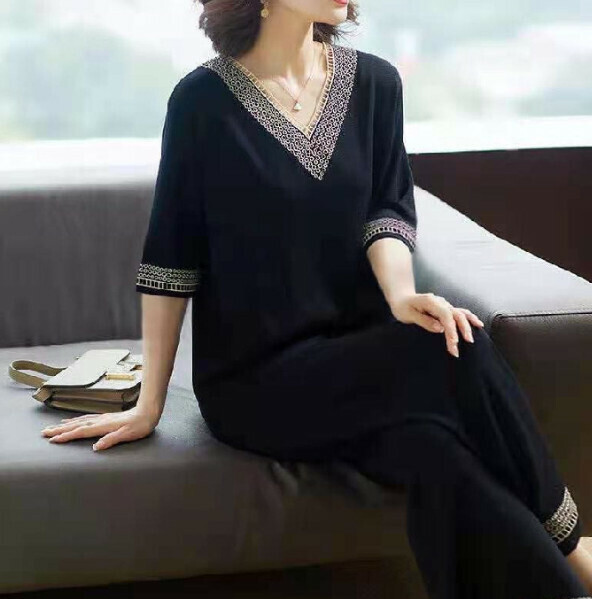 Loose wide-leg pants fashion casual two-piece set [black] (size: M-5XL) (contact customer service to confirm the shipping size after placing an order)]