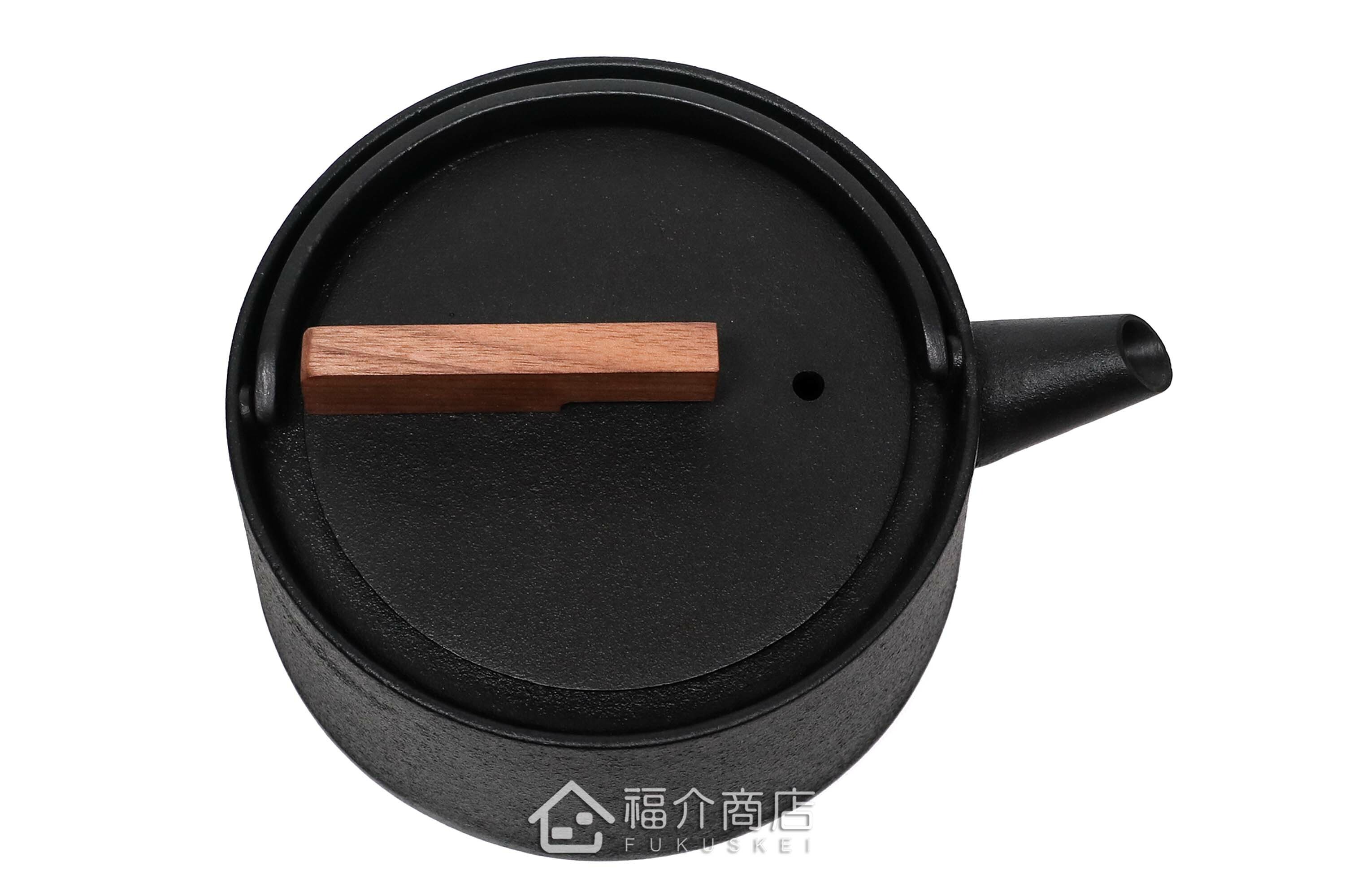 小泉誠所製作煮水泡茶用的日本木蓋鐵壺