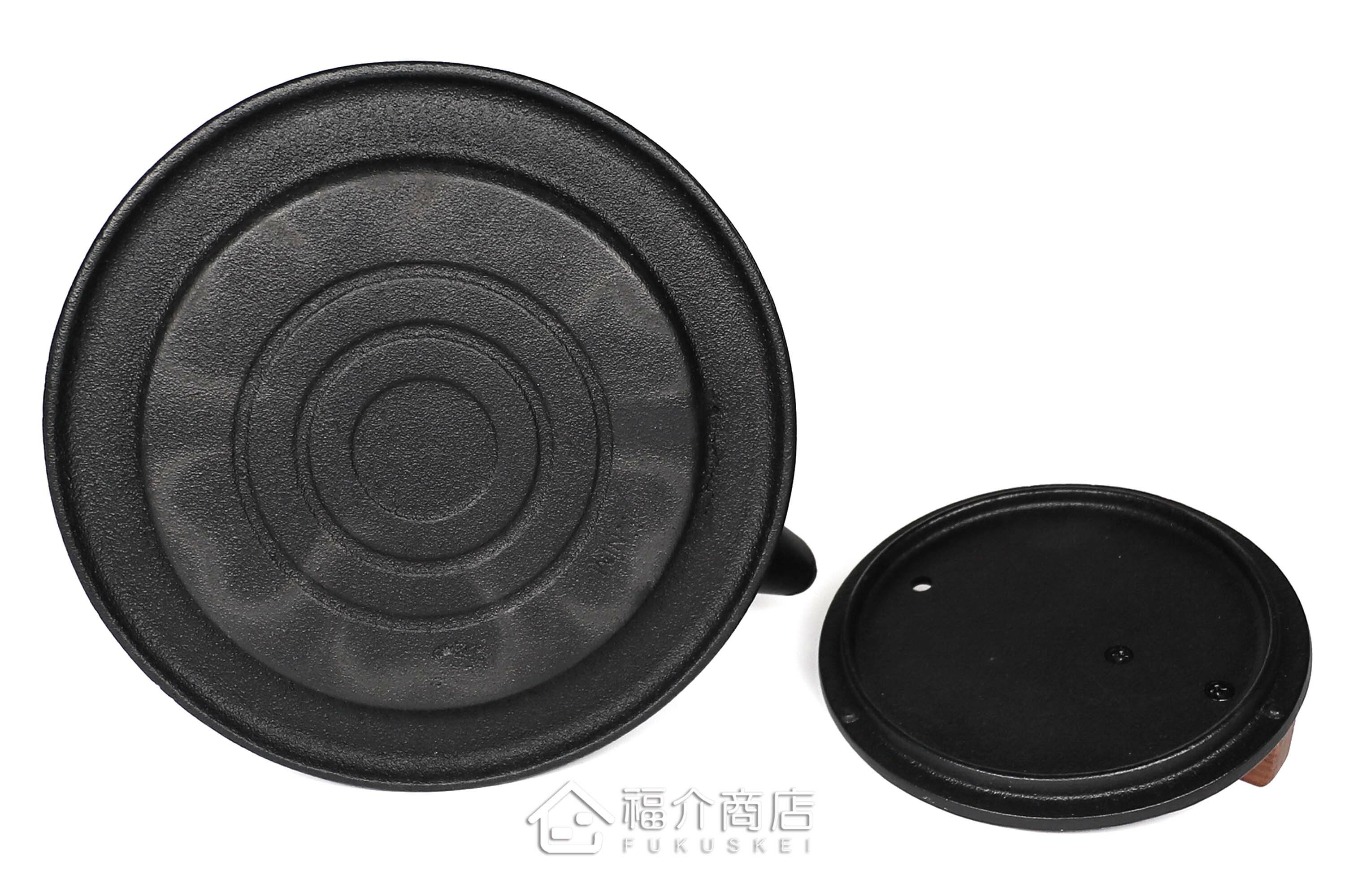 小泉誠所製作煮水泡茶用的日本木蓋鐵壺