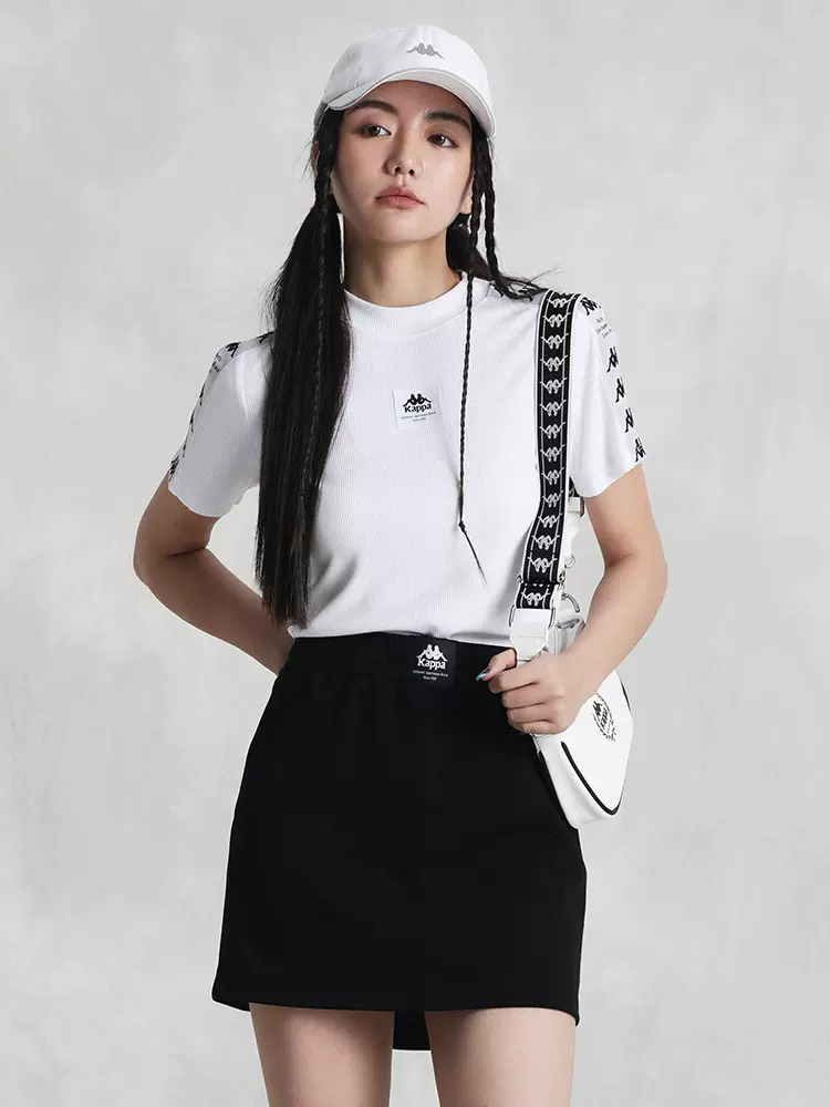 女款 BANDA串標緊身休閒短T-Shirt