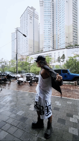 特大號黑色雨靴