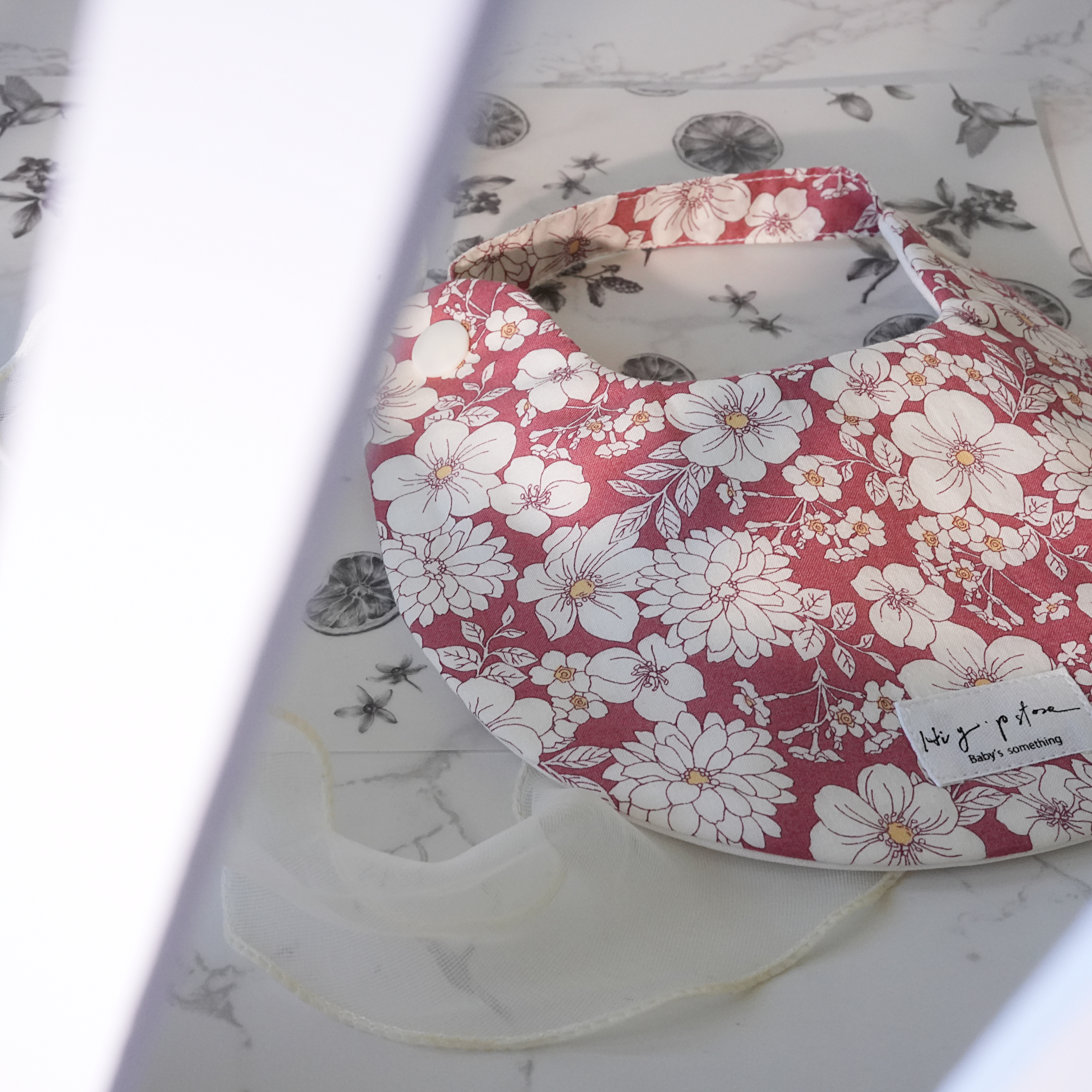 Hi Y.P store-手作圍兜-緋紅牡丹