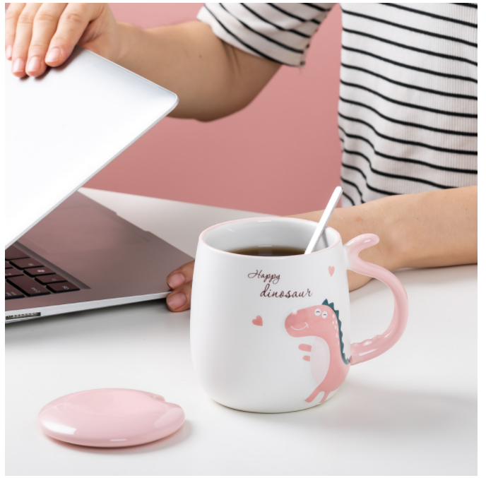 Hot selling three-dimensional cartoon high-looking mug (pink dinosaur) (capacity: 450ml)
