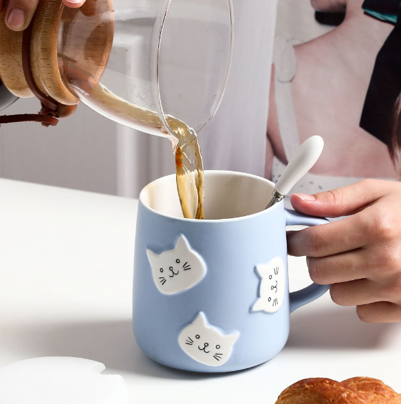 Hot selling creative embossed cute cat mug (blue)