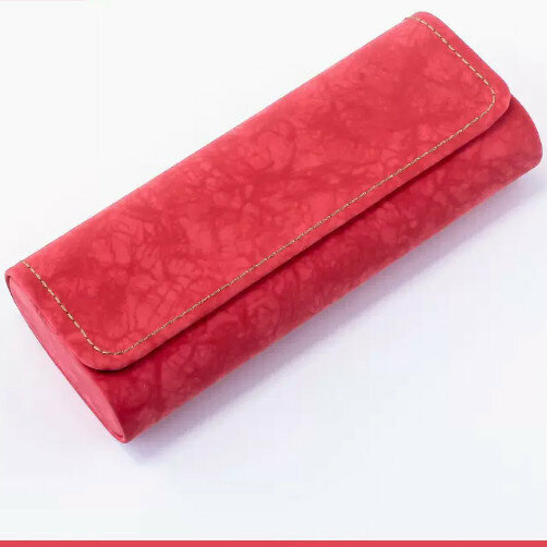 Popular glasses storage box (red (comes with lens cloth))