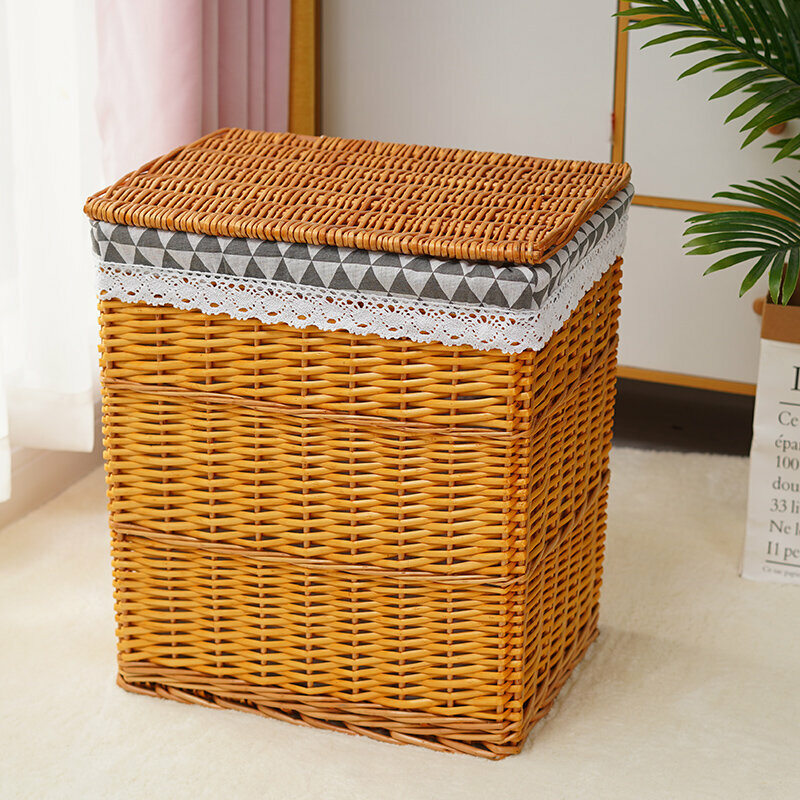 Hot push rattan storage basket shelf storage rack (medium size (length 37 width 27 height 46cm) honey color triangle lining (with lid))
