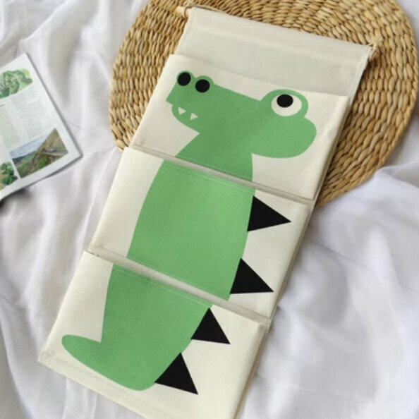 Popular cartoon animal wall-mounted storage bag letter hanging bag [green small crocodile] [specification: 64*30cm]