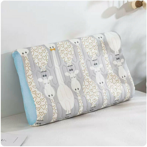 Hot recommended pillow case [latex mat giraffe] [35*55cm]