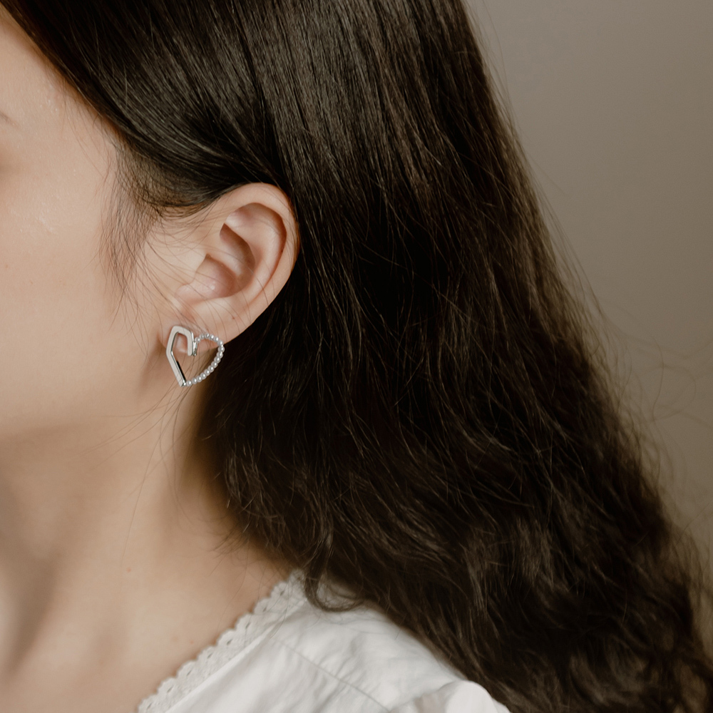 Irregular line love pearl earrings【07030898】in stock+pre-order