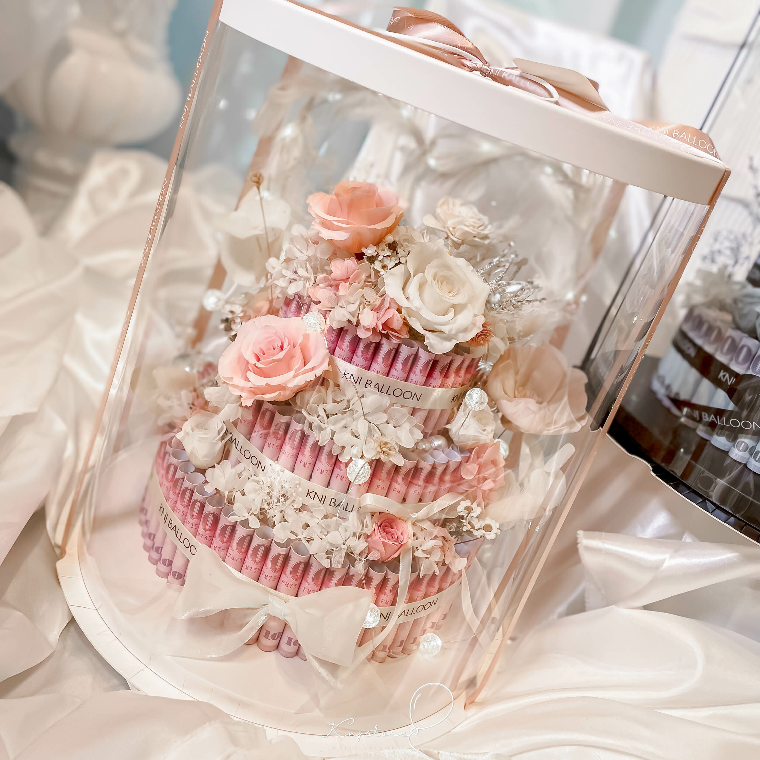 粉紅泡泡．三層頂級錢錢永生花蛋糕