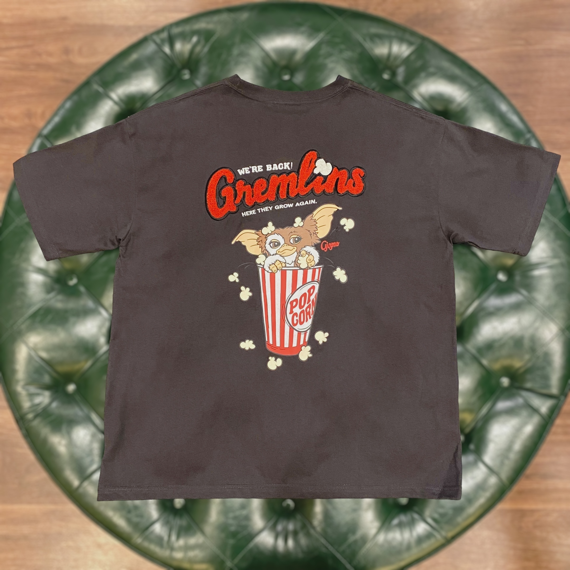 【日貨】絨毛刺繡小精靈爆米花TEE