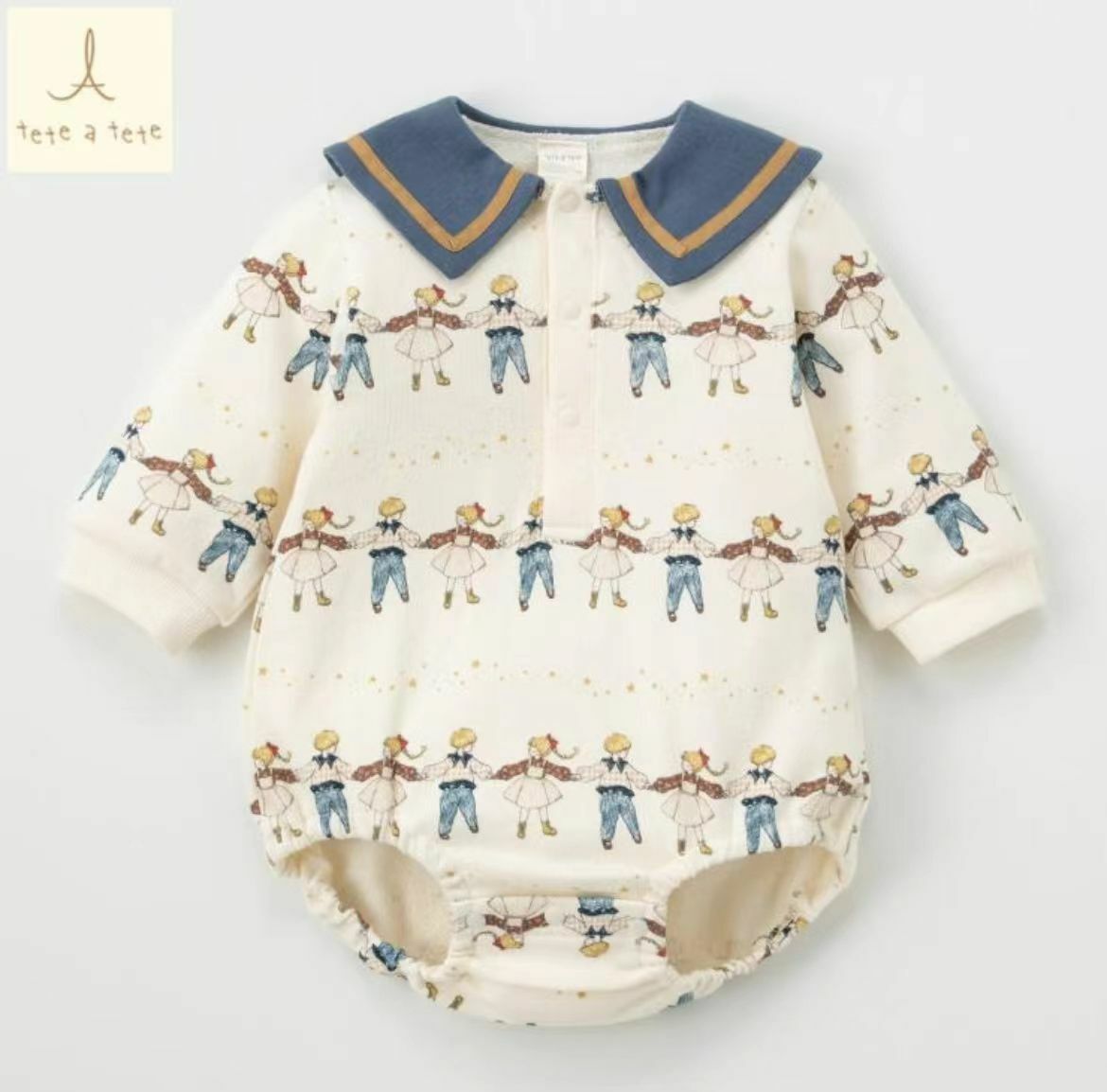 日單 tete滿印有領衛衣/包屁