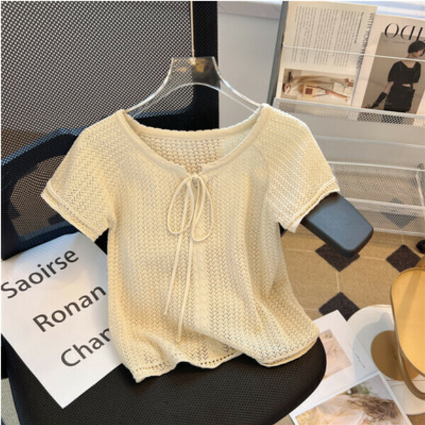 Thin cut-out knit short-sleeved T-swan (main color) (one-size-fits-all: recommended weight 85-130 pounds can be worn)】