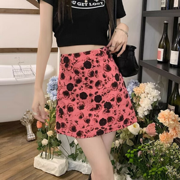 新款碎花半身裙（樹玫粉短裙）（碼數：S/M/L/XL)(下單後聯絡客服確認尺碼）】