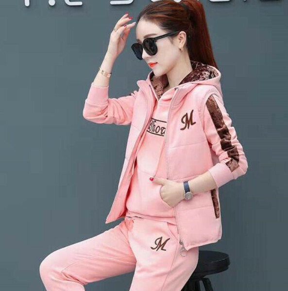 Three-piece pile of fleece and thickened sportswear [pink] (size: M-3XL) (Contact customer service to confirm the shipping size after placing an order)]