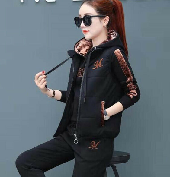 Three-piece pile of fleece and thickened sportswear [black] (size: M-3XL) (contact customer service to confirm the shipping size after placing an order)]