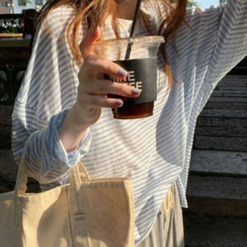 Sunscreen striped long sleeve T-shirt (blue one-size)】