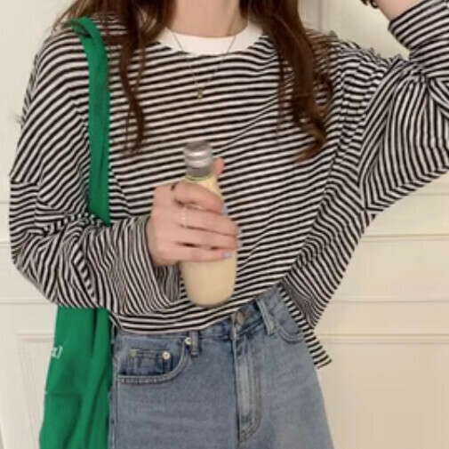 Sunscreen striped long-sleeved T-shirt (black one-size)】