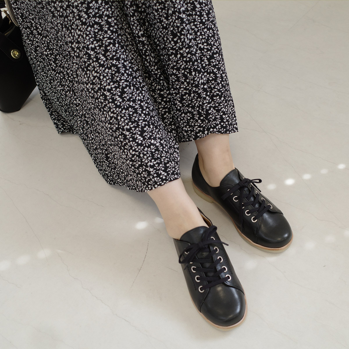 APROF 女用中性風格地球永續綁帶休閒鞋