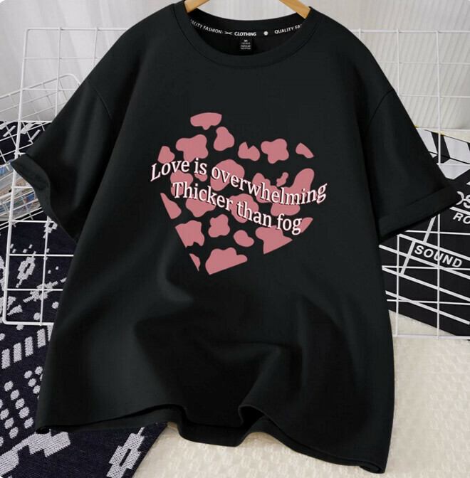 Casual Loose Short Sleeve T-Shirt (Black Strawberry Chunks S-2XL) (Contact customer service to confirm the shipping size after placing an order)】
