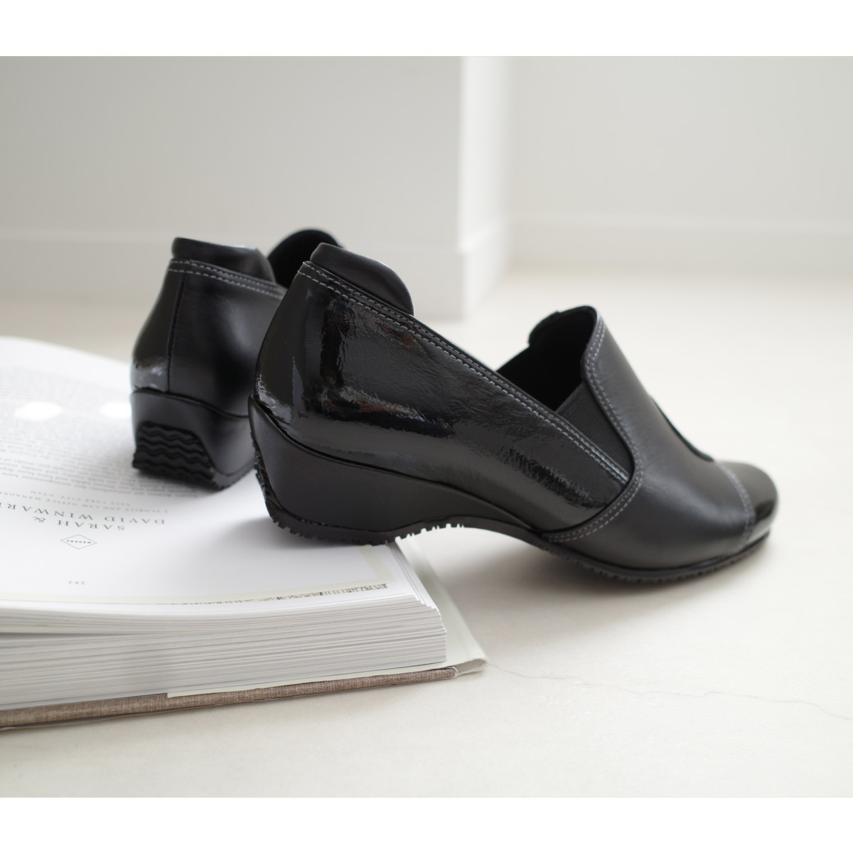 Ms. Jeune 日本製女用真皮優雅好穿脫休閒鞋