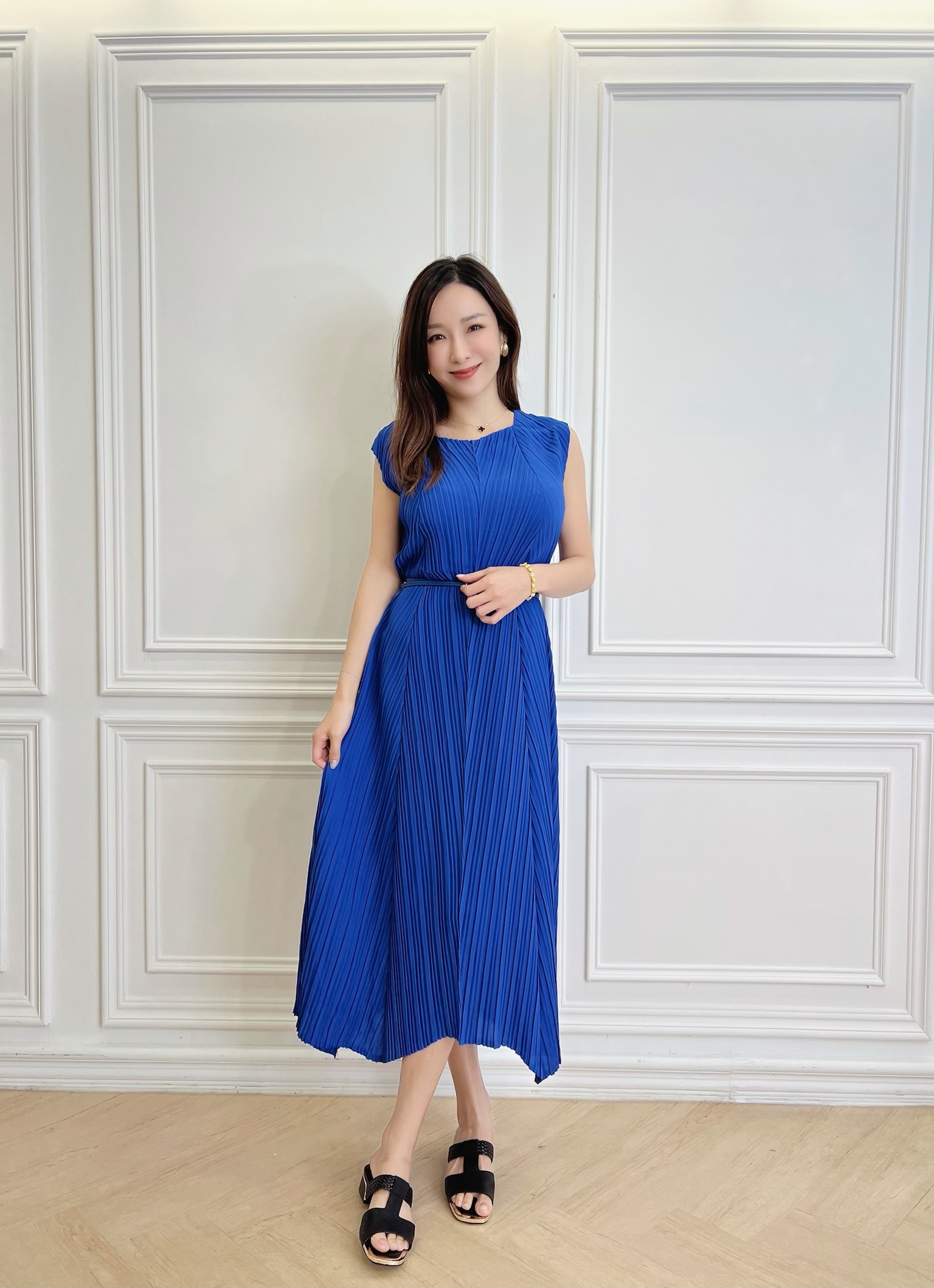 高雅細褶寬鬆背心洋