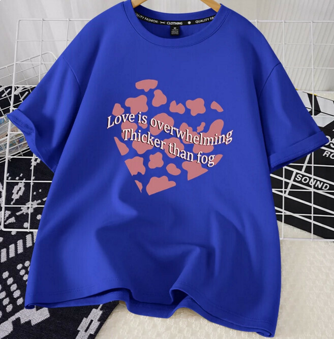Casual loose short-sleeved T-shirt (royal blue strawberry chunks S-2XL) (contact customer service to confirm the shipping size after placing an order)】