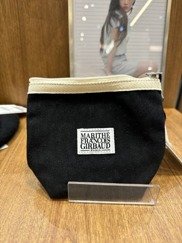 [S] MARITHE CLASSIC LOGO POUCH,BLACK, 1MG24SAC110-BLK (SMR106)