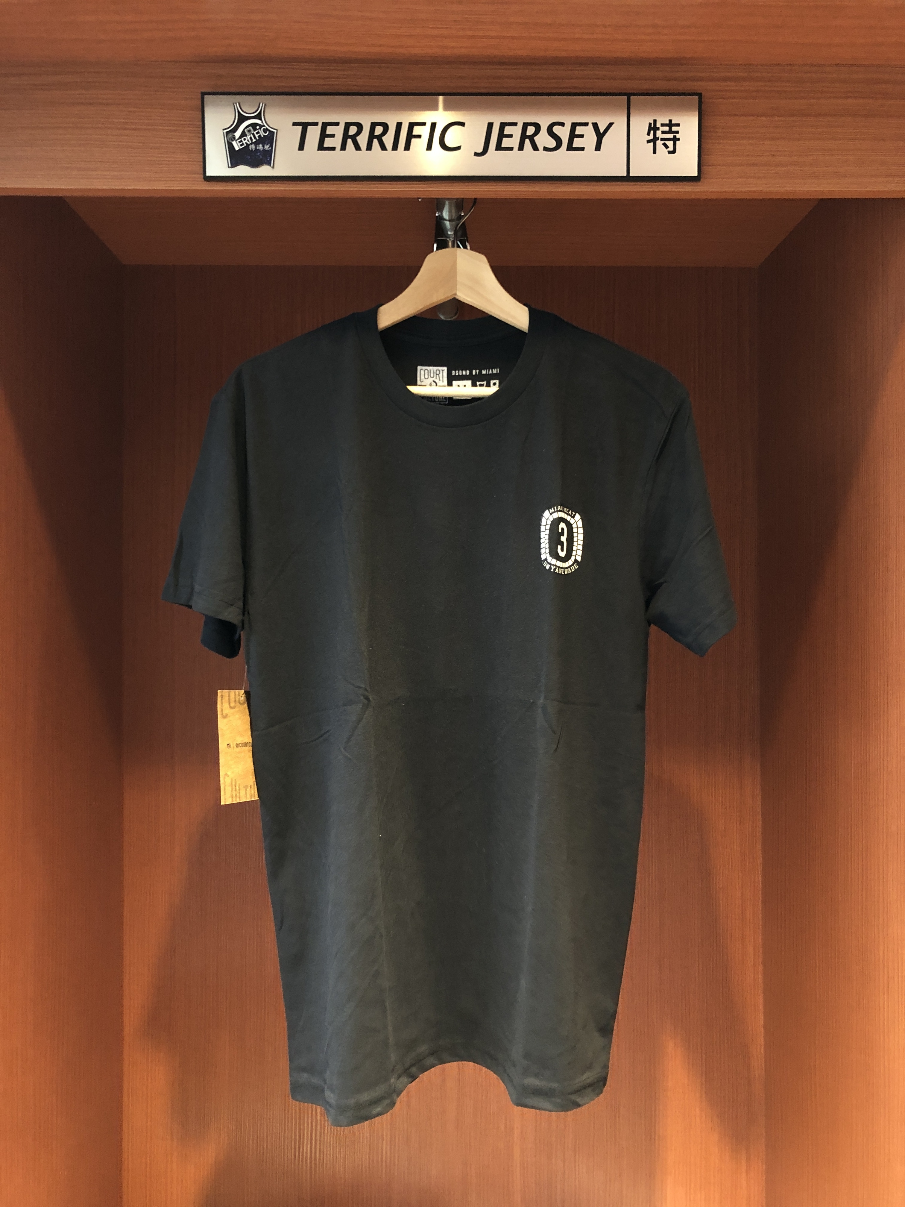 NBA短袖 Miami Heat Dwyane Wade 邁阿密熱火 三冠戒指黑 場館限定 Court culture Tee 全新