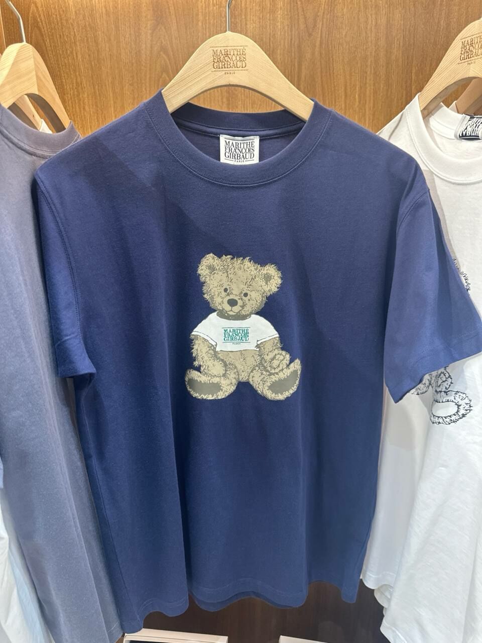 [S] MARITHE DOODLE BEAR TEE,NAVY, 1MG24STS112-NVY (SMR108)