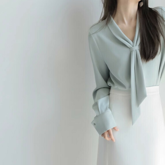 V-neck long-sleeved shirt women's spring and autumn (green [size S_L] (contact customer service to confirm the shipping size after placing an order)】